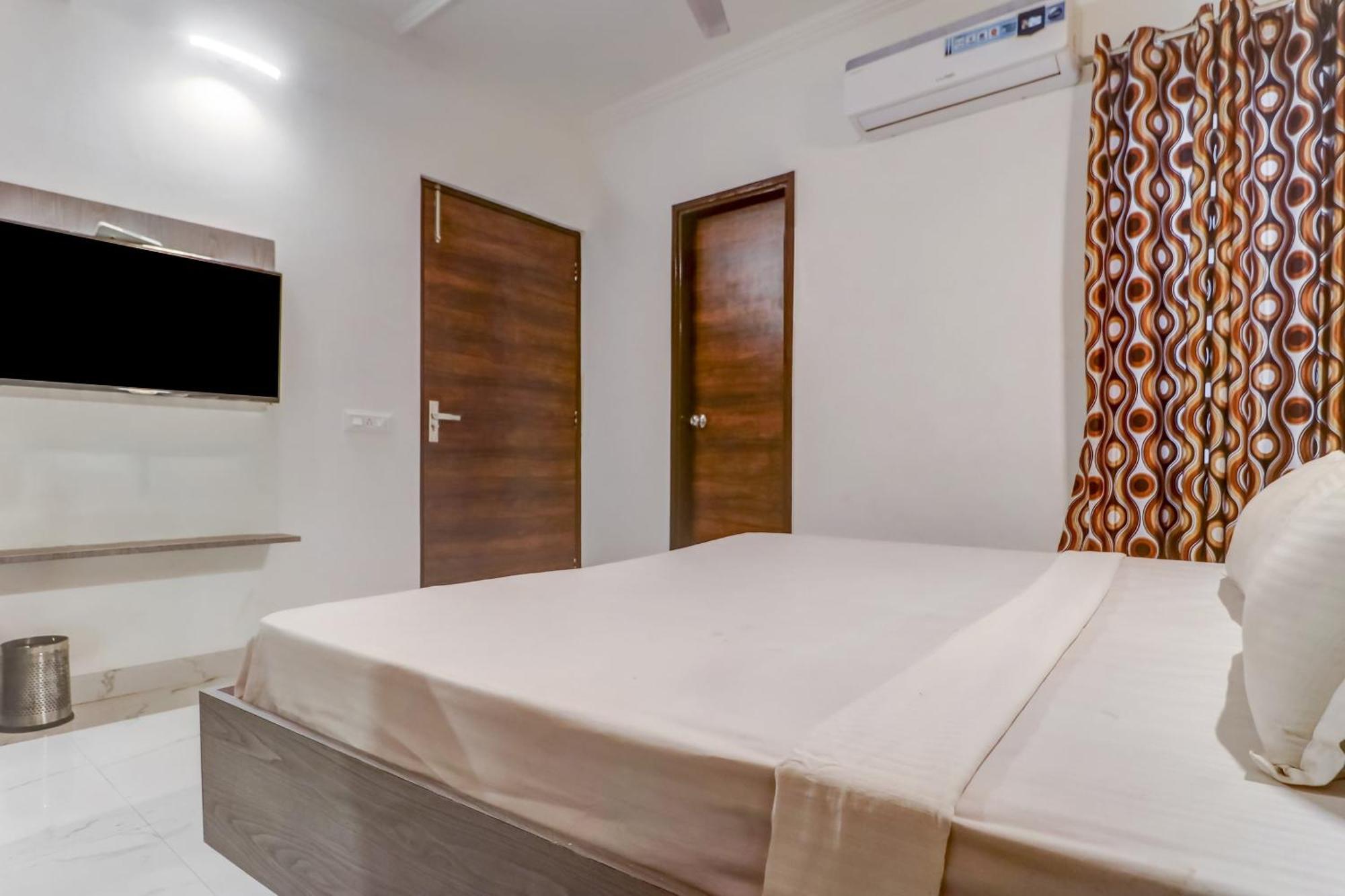 Hotel Townhouse à Ludhiana Extérieur photo