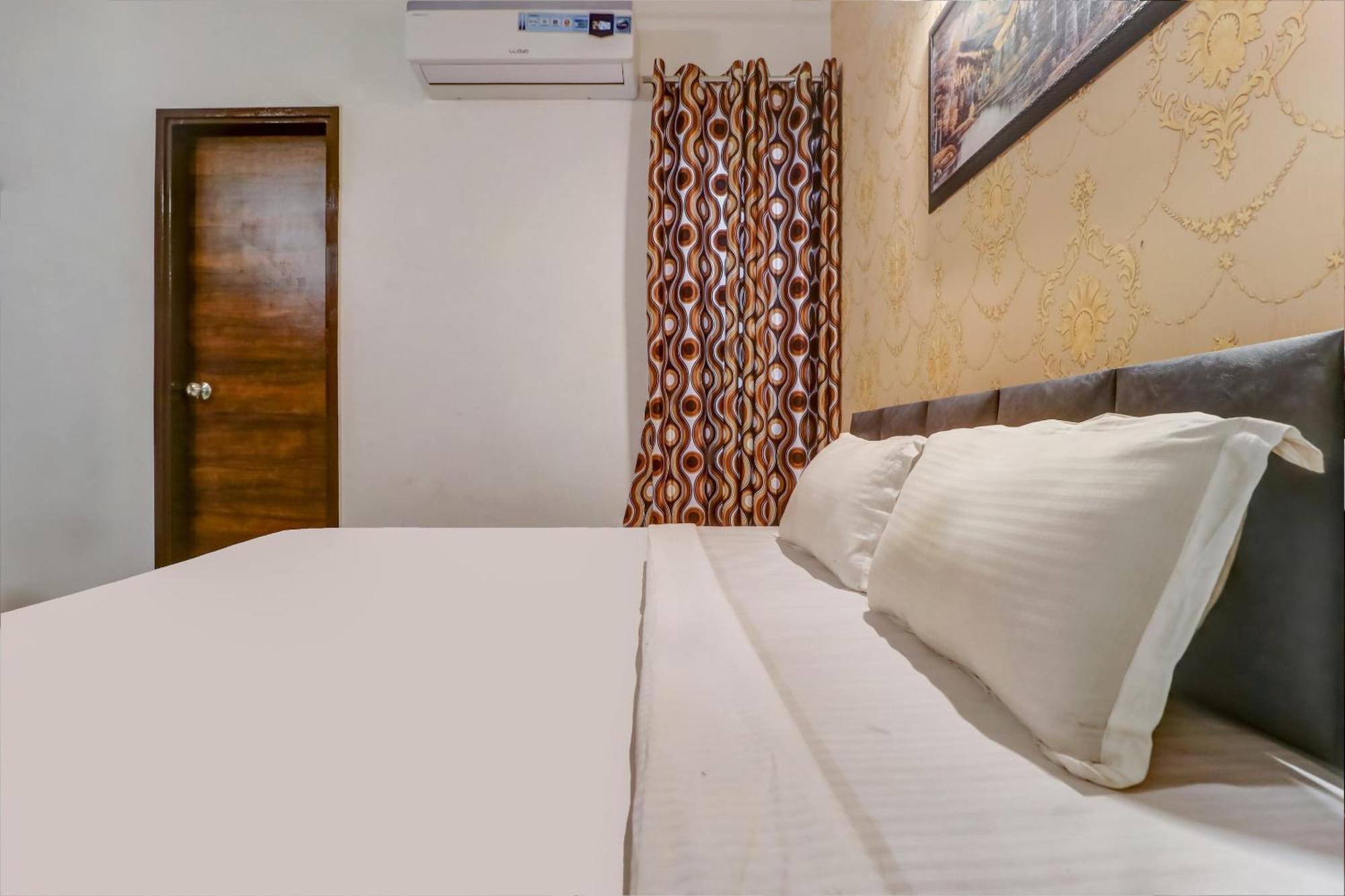 Hotel Townhouse à Ludhiana Extérieur photo