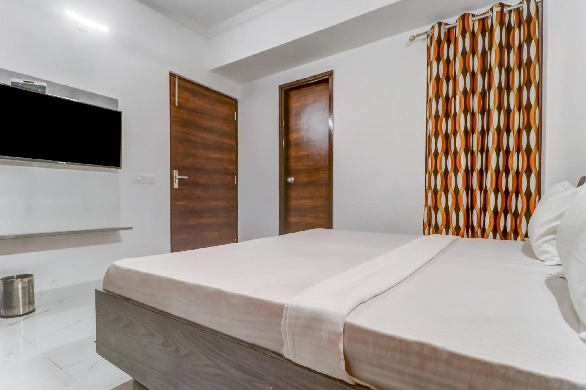 Hotel Townhouse à Ludhiana Extérieur photo